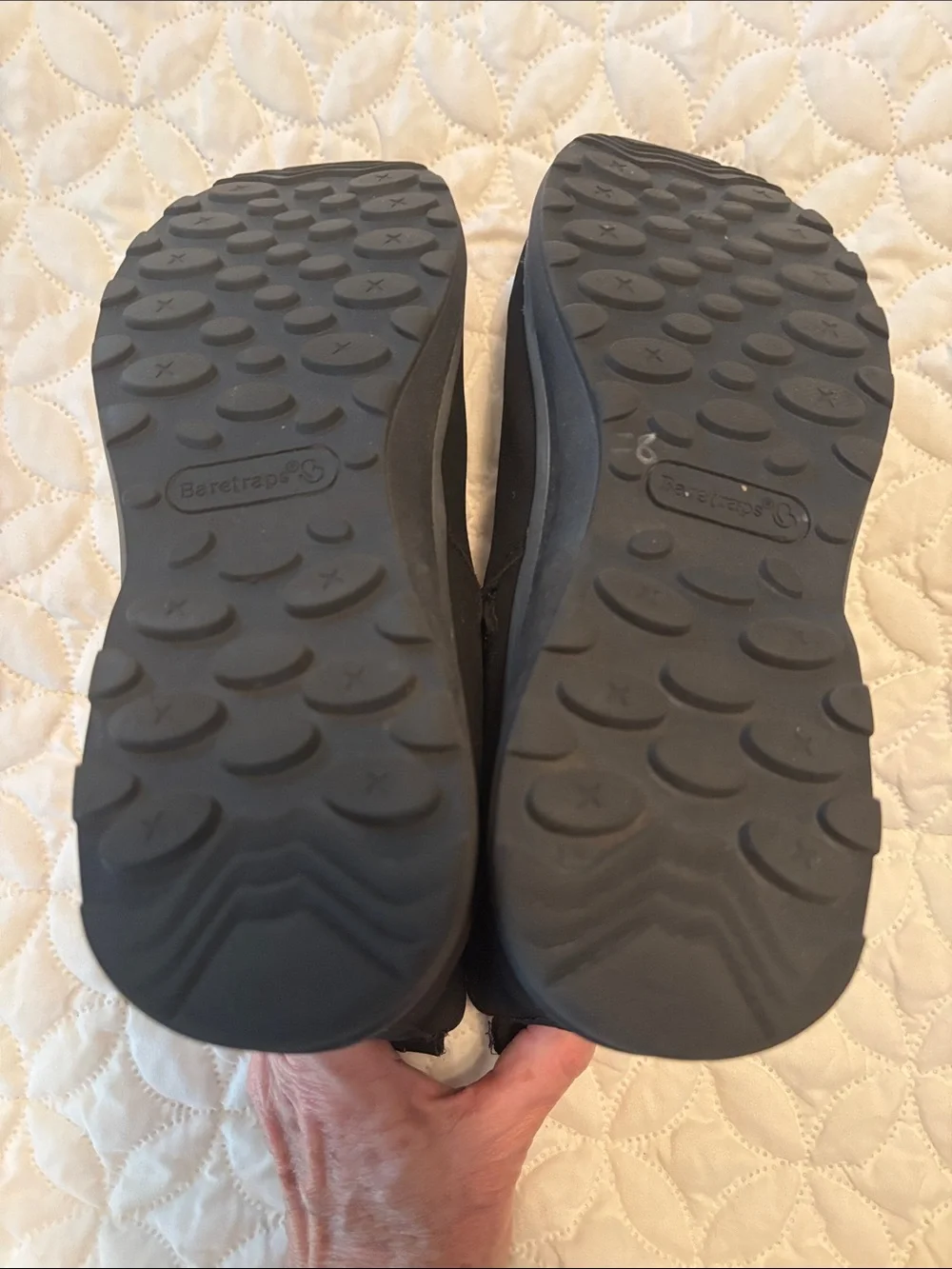 BareTraps stylish black